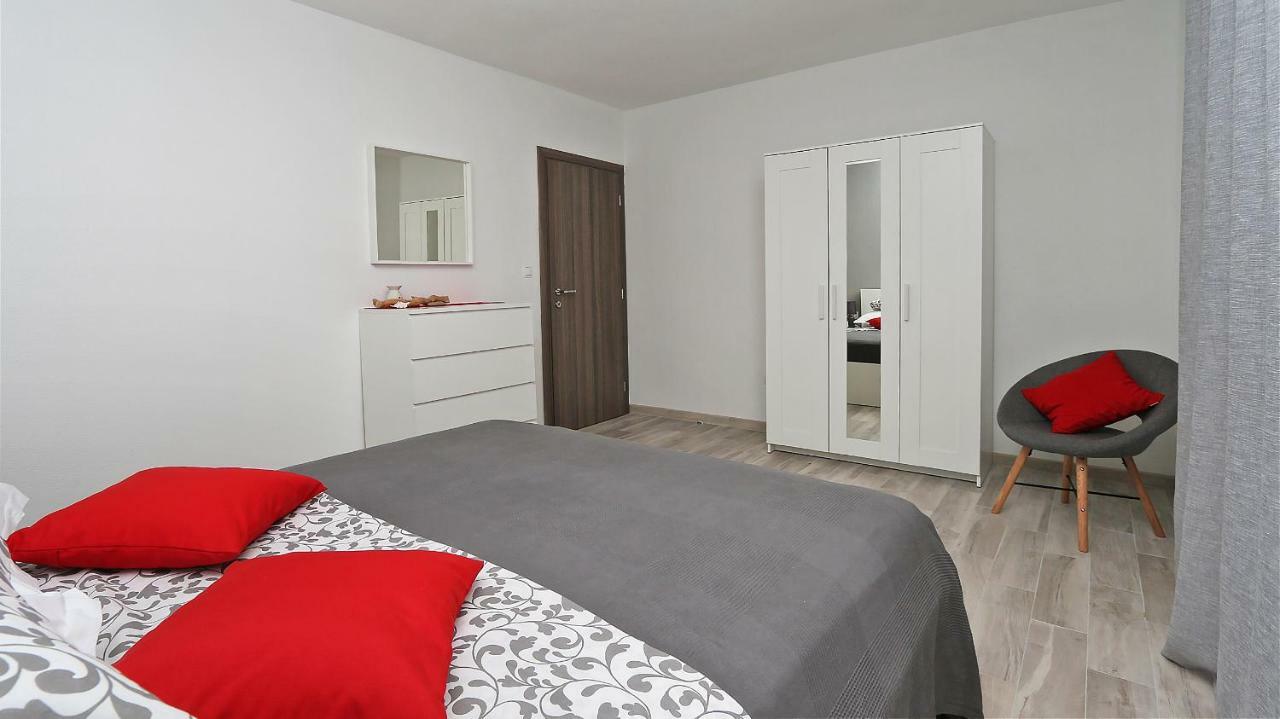 Modern Apartments Iva ماكارسكا المظهر الخارجي الصورة