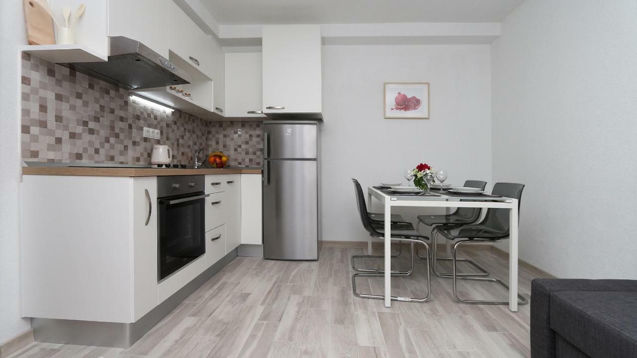 Modern Apartments Iva ماكارسكا المظهر الخارجي الصورة