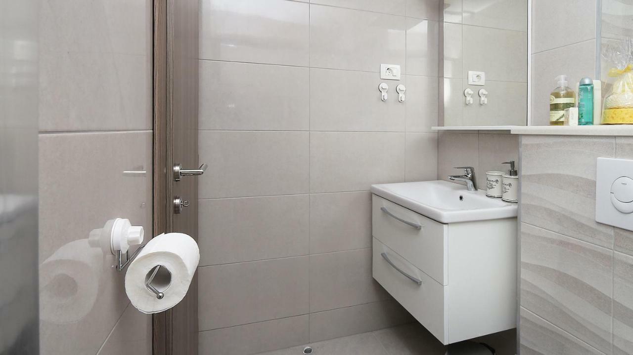 Modern Apartments Iva ماكارسكا المظهر الخارجي الصورة