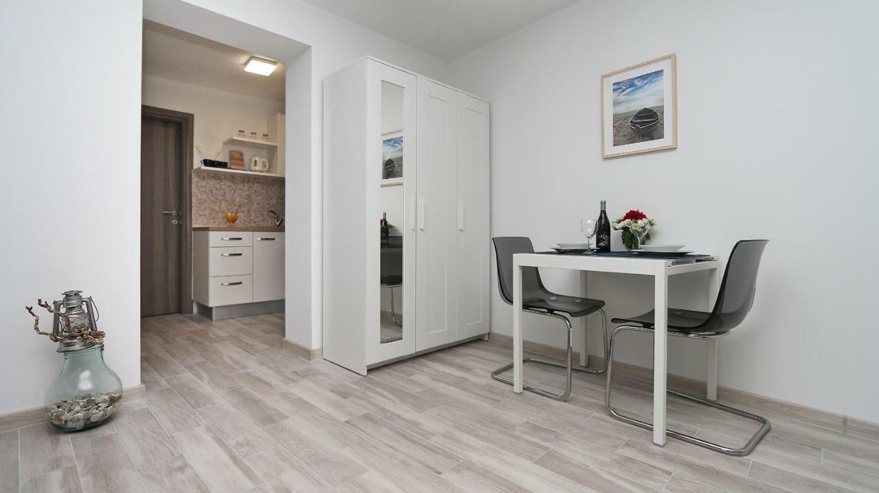 Modern Apartments Iva ماكارسكا المظهر الخارجي الصورة