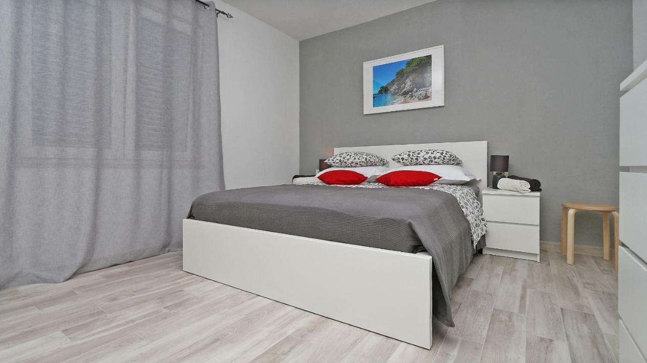 Modern Apartments Iva ماكارسكا المظهر الخارجي الصورة