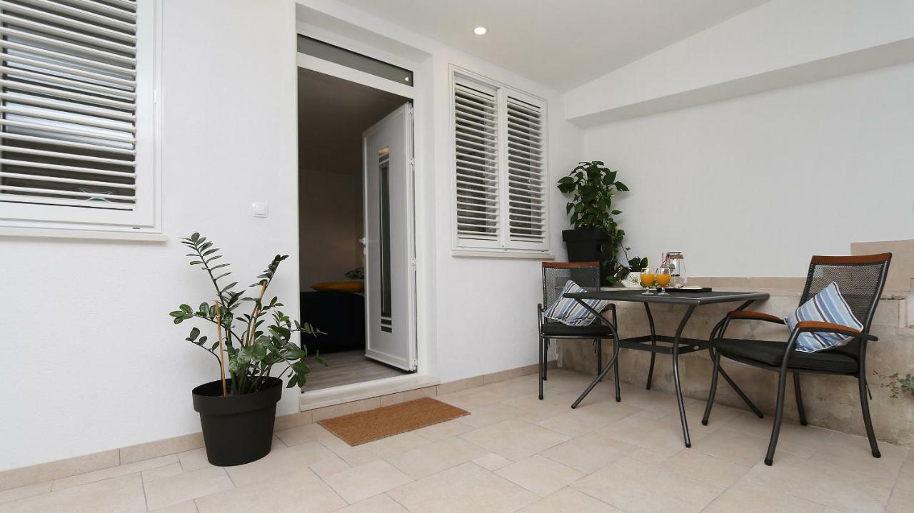 Modern Apartments Iva ماكارسكا المظهر الخارجي الصورة